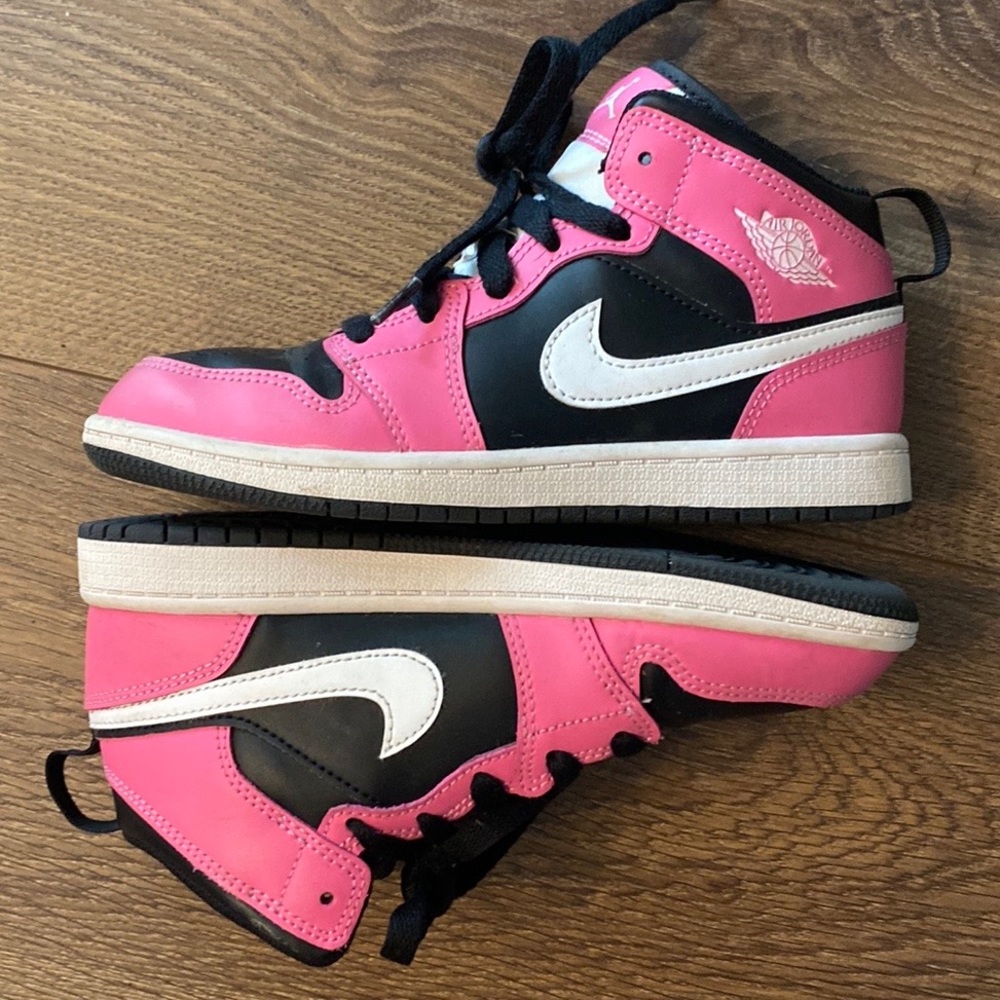 Nike Jordan ones